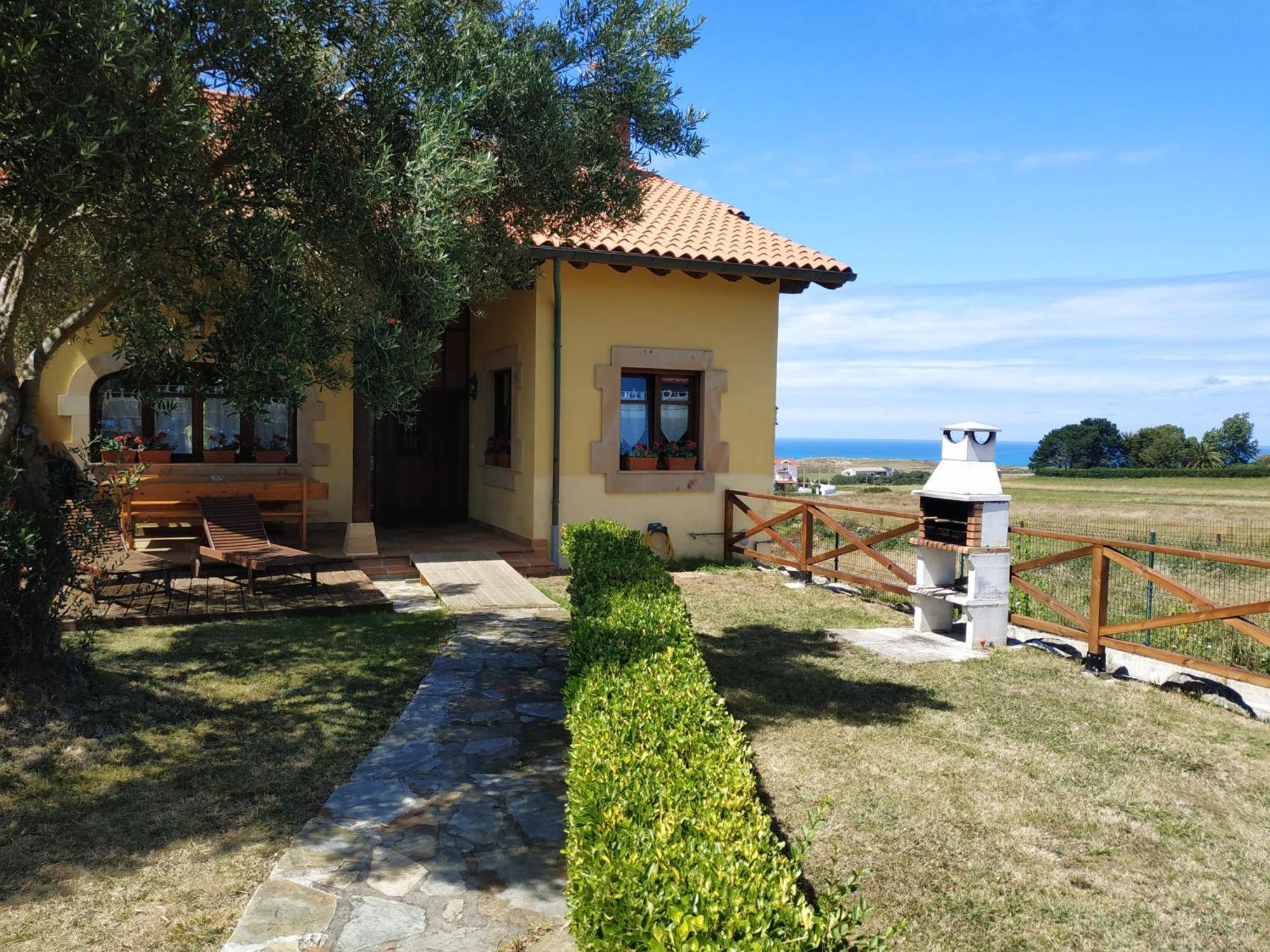 La Quimera Liencres Exterior photo